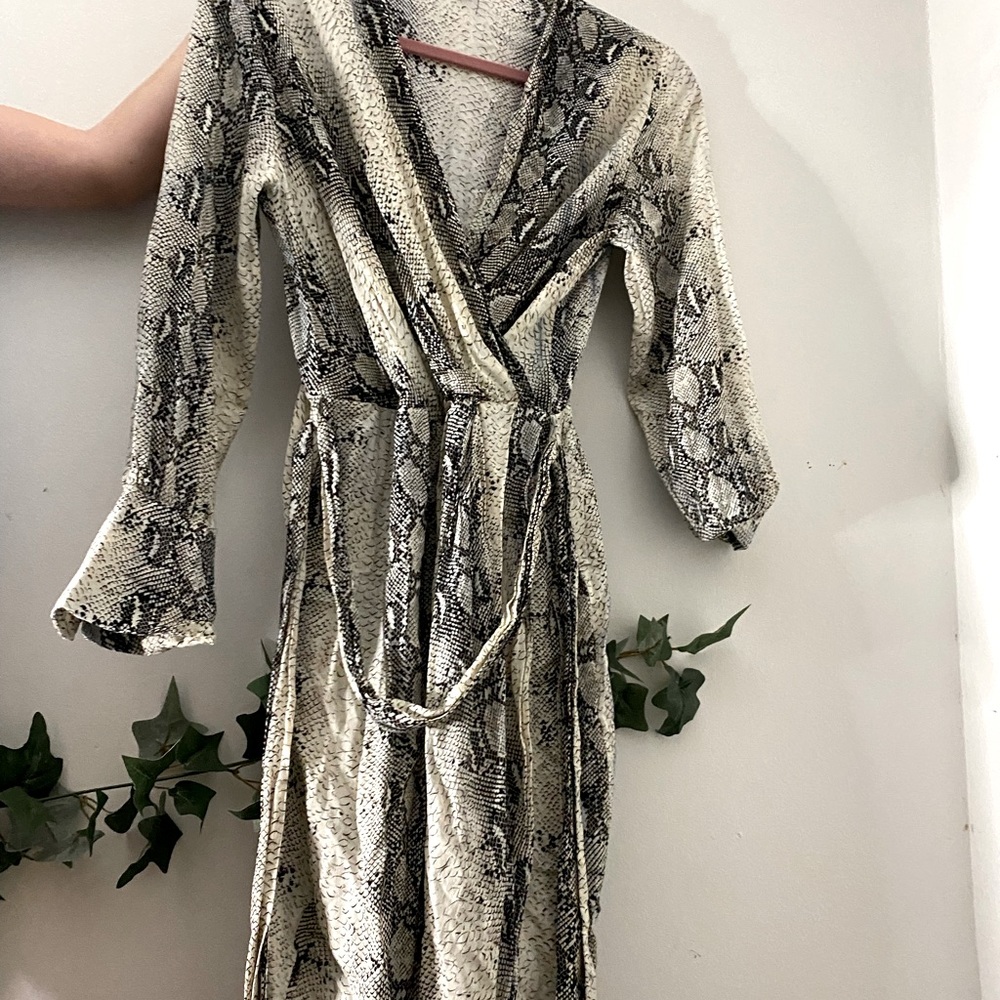 Leopard design MIDI Dress